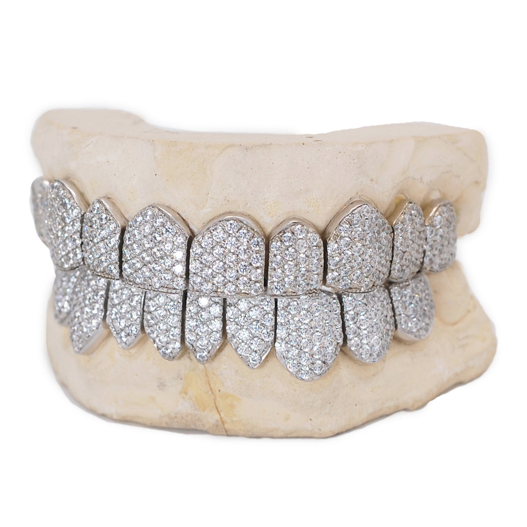 Perm Cut Round White Diamond Flooded Set